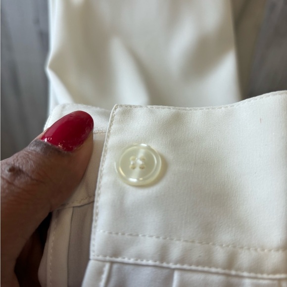 Embroidered “Orvis” blouse size 10 - Picture 4 of 8